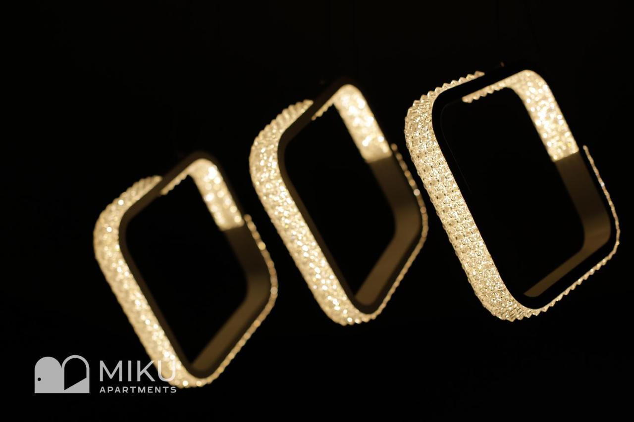 טיראנה Miku Apartment - Glamorous 1Bedroom Apartment At Olympic Residence מראה חיצוני תמונה