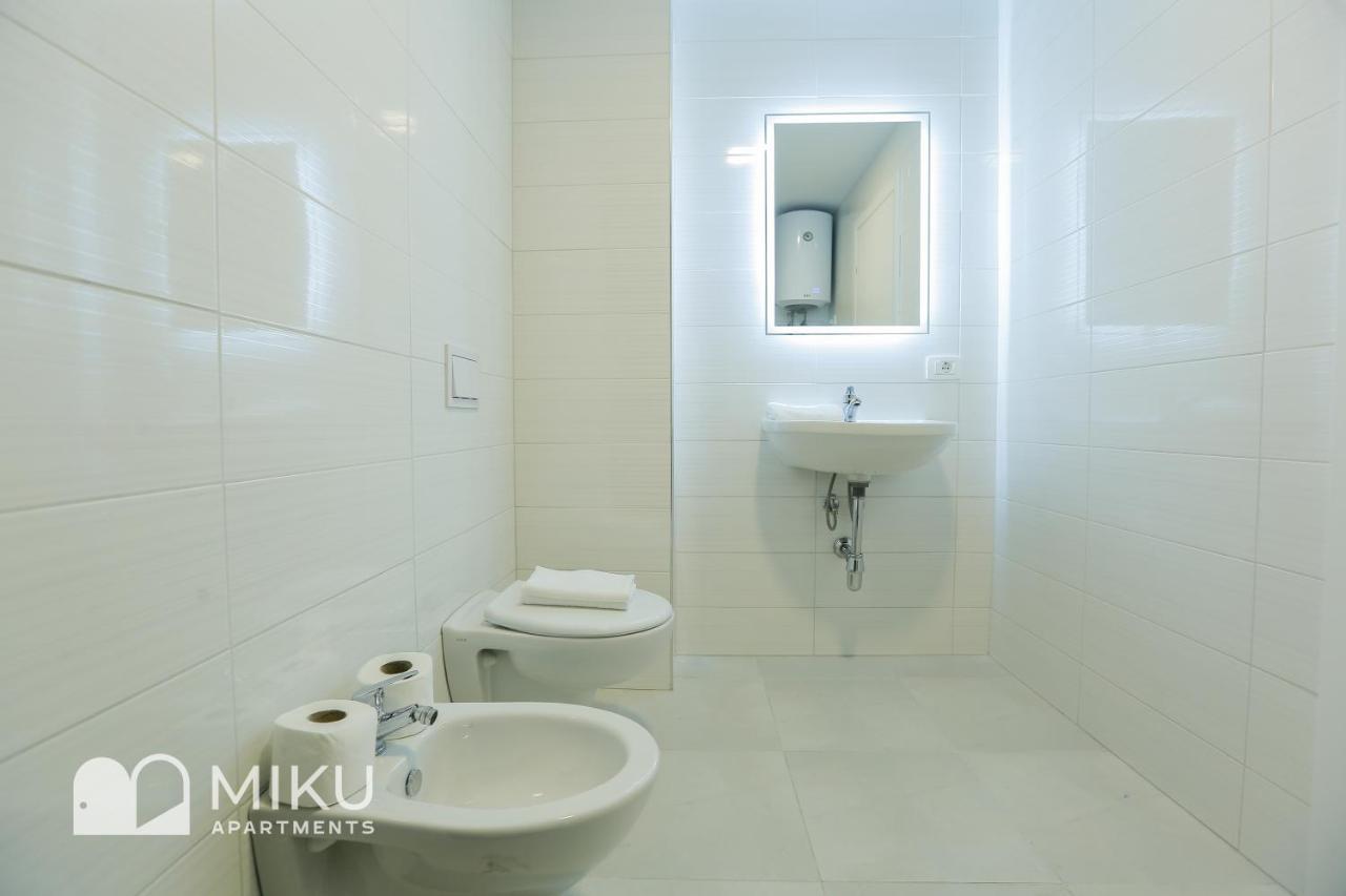 טיראנה Miku Apartment - Glamorous 1Bedroom Apartment At Olympic Residence מראה חיצוני תמונה