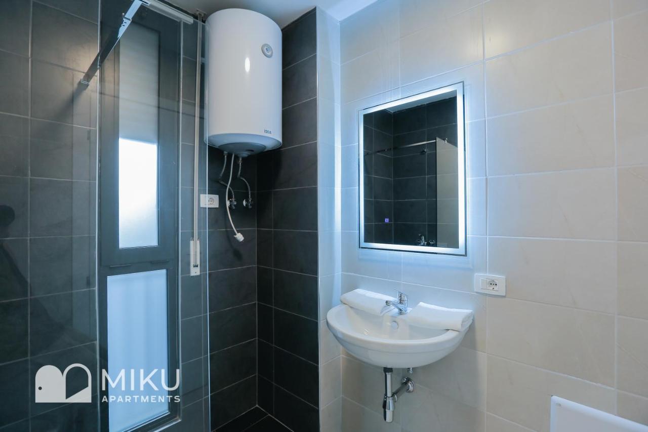 טיראנה Miku Apartment - Glamorous 1Bedroom Apartment At Olympic Residence מראה חיצוני תמונה